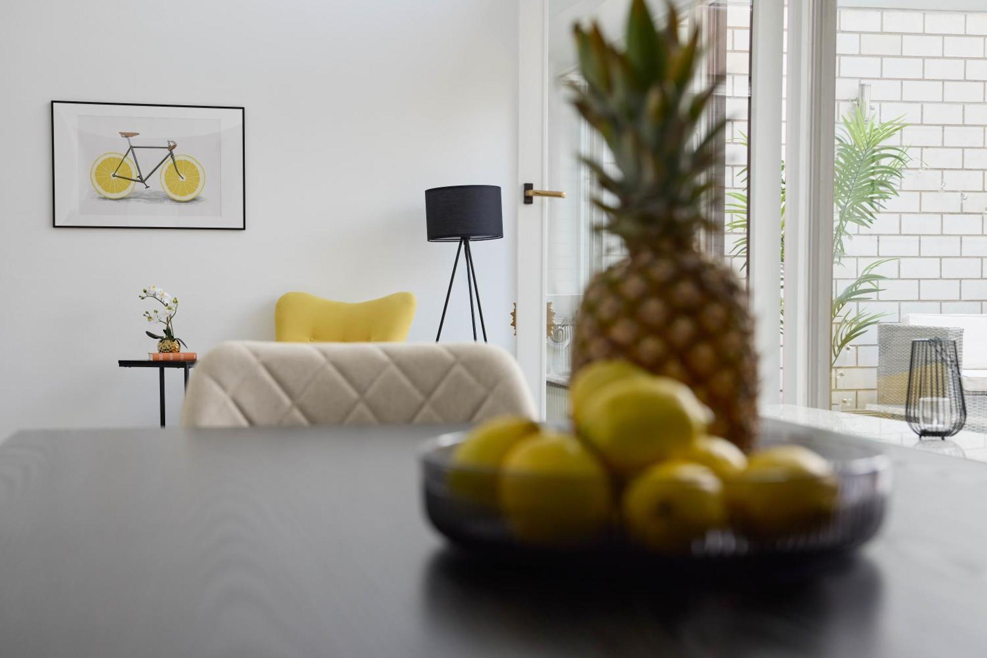 Idee Living: Penthouse Apartment Mit Parkplatz Weinheim Exterior foto